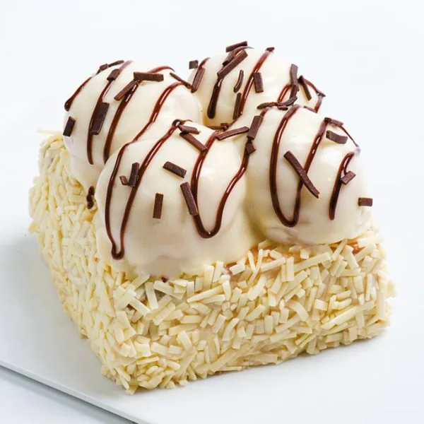 Beyaz çikolatalı profiterol
